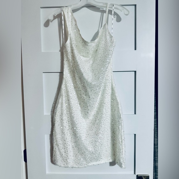 Club L Sparkly Night WHITE SEQUIN COWL NECK MINI DRESS US Size 8 - Picture 6 of 7